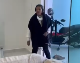 H0321007 Levou outra mulher para casa da mãe dele sendo casado part2