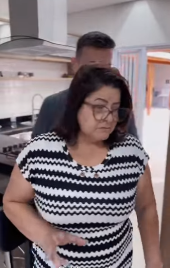 H2504015 Parte mãe do meu marido está esquecendo tudo ficando confusa,meu marido quer colocar ela no asilo mas eu não concordo part2