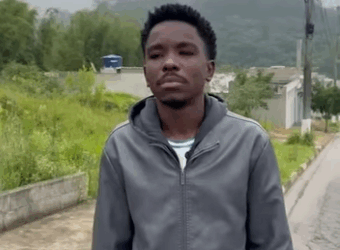 H0109004 Vendeu casa que sua mãe mora deixou na rua part2