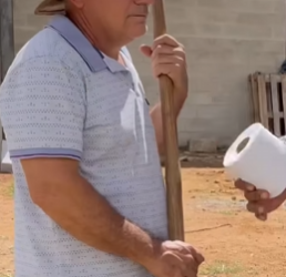 H2506019 Patroa pagou no flagra funcionário humilhando part2