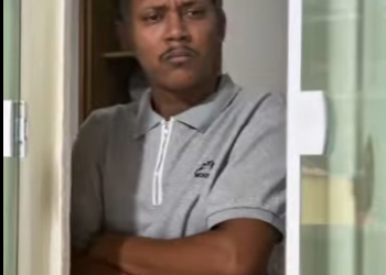 MADRASTA JOGA AS ROUPAS DA ENTEADA NA PISCINA MAS MARIDO VIU TUDO TOMOU UMA ATITUDE INESPERADA! part2