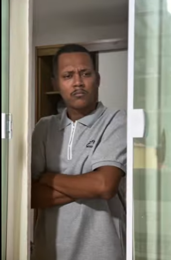 MADRASTA JOGA AS ROUPAS DA ENTEADA NA PISCINA MAS MARIDO VIU TUDO TOMOU UMA ATITUDE INESPERADA! part2