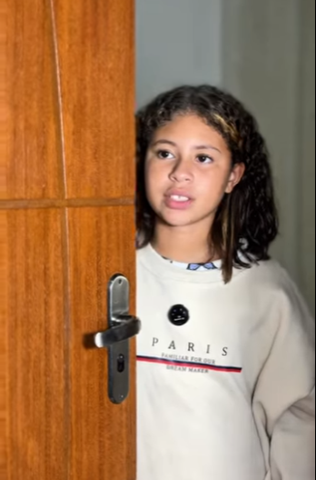 ELA NÃO QUERIA TIRAR CASACO part2