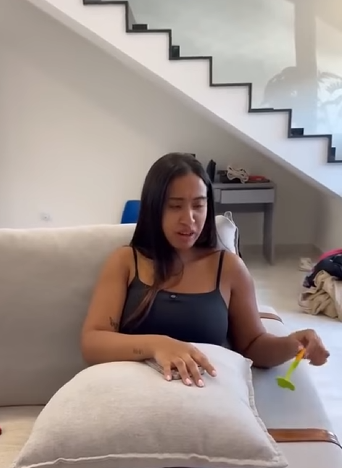 H2518013 Todos nós temos direito de se apaixonar, mas minha irmã não queria que eu fosse feliz part2