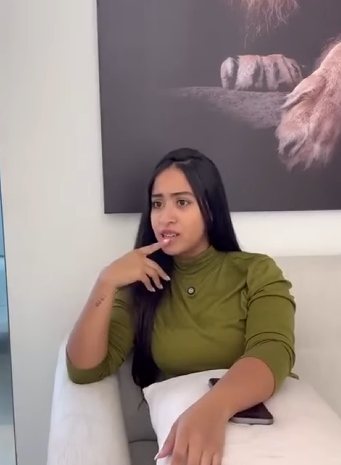 H2518004 Lucas se casou com uma mulher de part2