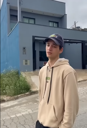 H2918009 Deixei meu filho em casa quando eu voltei ele não quer que eu entre part2