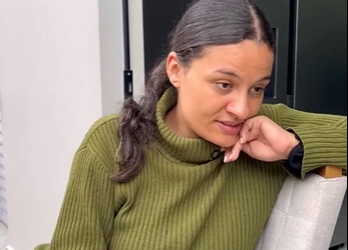 H2803019 Só tinha uma xícara para servir café então vizinha comprou muitas ela guardou para não usar part2