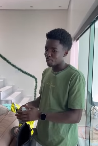 H2919018 Sua vizinha ri4 dele por causa das condições que ele vivia PARTE part2