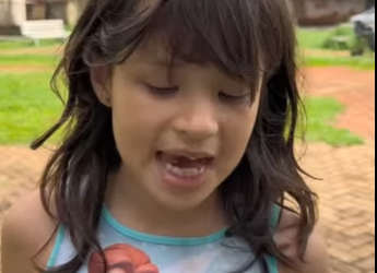 H0411006 Menino dá Momentos de Felicidade Criança Deficiente, Tente Não Chorar! part2