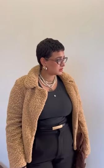 H3116003 Confundiu mulher do seu irmão com uma empregada doméstica part2