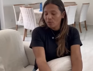 H0714002 Amigos verdadeiros celebram suas conquistas não minimizam part2