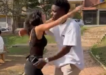 H0703002 Mãe abandona filho em um banco para namorado não descobrir que mãe solteira part2