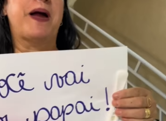 H0711006 Nunca seja infiel um milionário no dia do chá de bebê part2