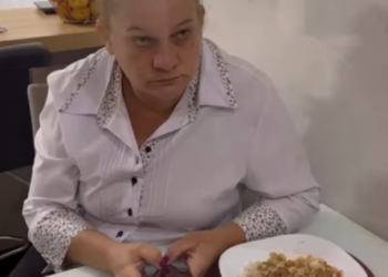 H0712002 Ela engravidou mãe ajudou se esconder por medo do pai part2