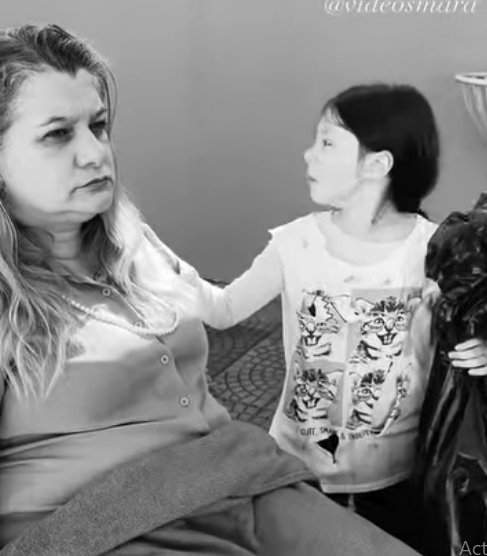 H0615016 Menina pega comida de mulher rica por esse triste motivo part2