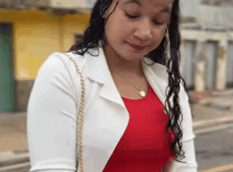 H0101001 Ela abandon0u fami lia por uma aventura, olha oque aconteceu part2