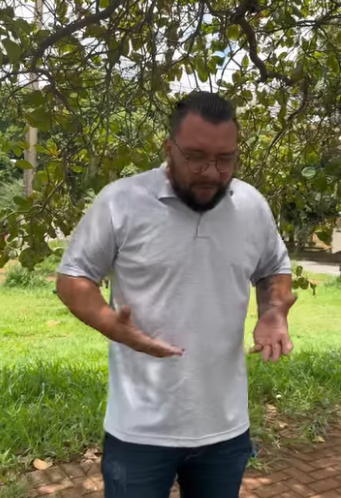 H0711015 Seu próprio marido desprezava por ser feia, mas ele teve uma grande surpresa part2