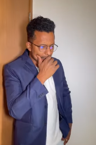 H0702003 Ela achou um bilhetinho do neto no bolso, mal sabia que patrão tava ouvindo tudo! part2