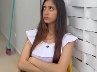 H0718007 Ela encontrou moto do marido dela na casa de outra mulher,e olha que ela conseguiu fazer part2