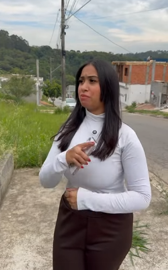 H0718005 Ela Fica tranquila em sua casa seu marido sendo infiel part2