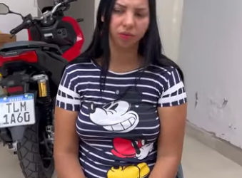 H0719001 Ela leva comida para seus novos vizinhos, depois tira vantagem deles part2