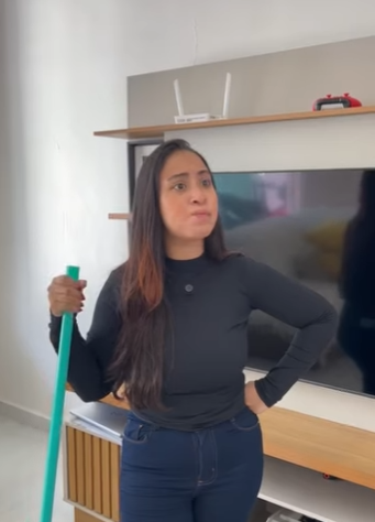 H0803006 Meu filho de anos, vive comigo faz minha vida impossível eu não sei que fazer part2