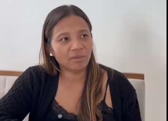 H0816003 Mulher pobre levava comida comprada para sua vizinha para dizer que comia bem mas não era assim part2