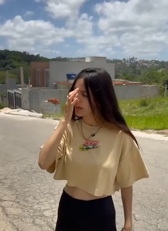 H0818006 Não tinha dinheiro para comprar os remédios da MÃE mas tinha para amiga part2