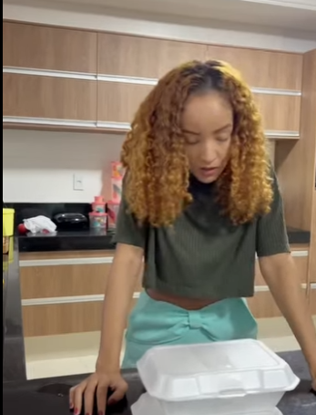 H0911001 Foi assim que descobri que meu marido era um sem vergonha part2