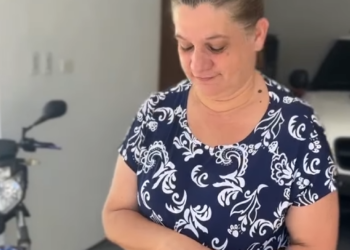 H0109006 Tem gente que tão pobre, mas tão pobre, que só tem dinheiro part2