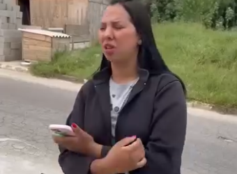 H0916013 Leva comida do marido chovendo, mas ele não recebe part2