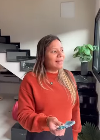 H0914009 Fala que deve aluguel da casa, para dar dinheiro outra casa parte 2