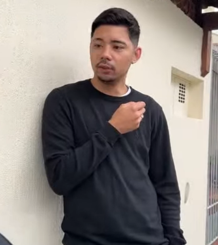 H0909017 Uma pessoa que fala demais ninguém conta nada pra ela PARTE 2