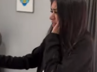 H1204001 Ela se fez passar por patroa da casa um milionário lhe deu uma grande lição part2