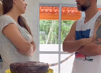 H1208006 Ninguém foi no aniversário do menino c4deir4nte, ele fez um pedido part2