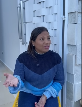 H1216001 Ela tinha anos usando luz da mãe sem dar dinheiro para ela part2