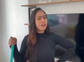 H1216002 Meu filho de anos, vive comigo faz minha vida impossível eu não sei que fazer part2