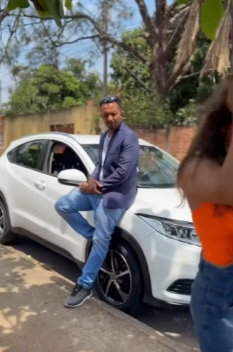 H1206009 Ele não era quem parecia parte 2