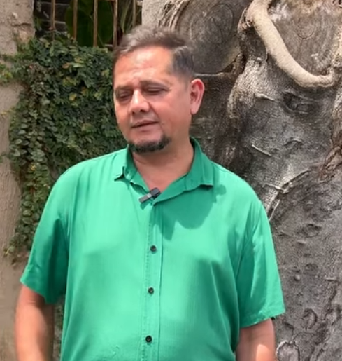 H1218014 Comprou um iphone zoou amiga pelo celular que tinha part2