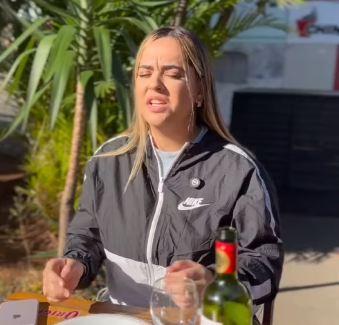 H1415002 Casal pregou peça na garçonete para ir embora sem pagar parte 2