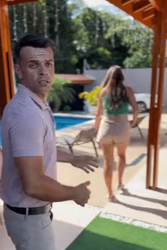 H1208021 Mãe do meu namorado não me aceitou por eu ser uma simples atendente,mas mundo não gira,ele capota parte 2