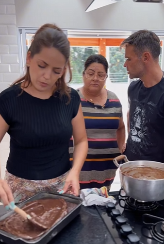 H1208018 Meus Sobrinhos vem pra minha casa brincar minha Sogra fica incomodada falando pro meu Marido,não aceito isso parte 2