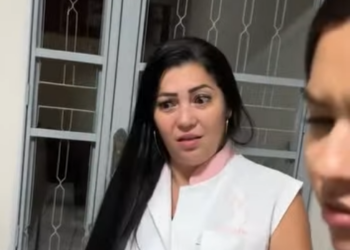 H1518009 Milionária coloca sua nova enfermeira aprova elas recebem uma surpresa part2