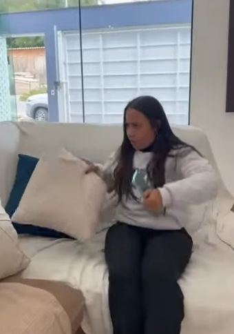 H1516002 Ela disse que marido tinha que dar tudo ela nada sua mãe part2