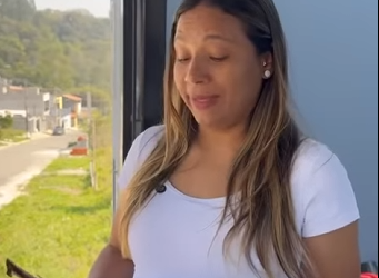 H1514004 Vendeu casa da mãe para comprar uma casa para namorado PARTE 2