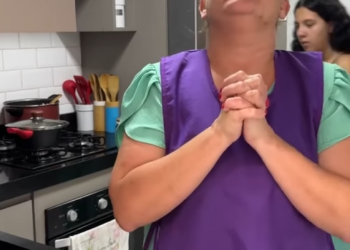 H1509005 Estragou comida da empregada por um motivo estranho PARTE 2