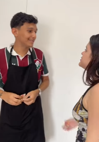 H1501002 Fingiu ser seu primo para ficar em casa sem marido perceber part2