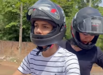 H1501001 Moto Uber beija passageira muda vida dela part2