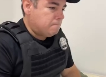 H1501009 Enquanto marido trabalhava, ela levava amiguinho pra casa part2