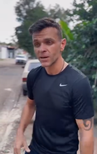 H2808018 As vezes gente tenta ajudar mas própria pessoa não se ajuda,importante que fizemos nossa parte de coração parte 2